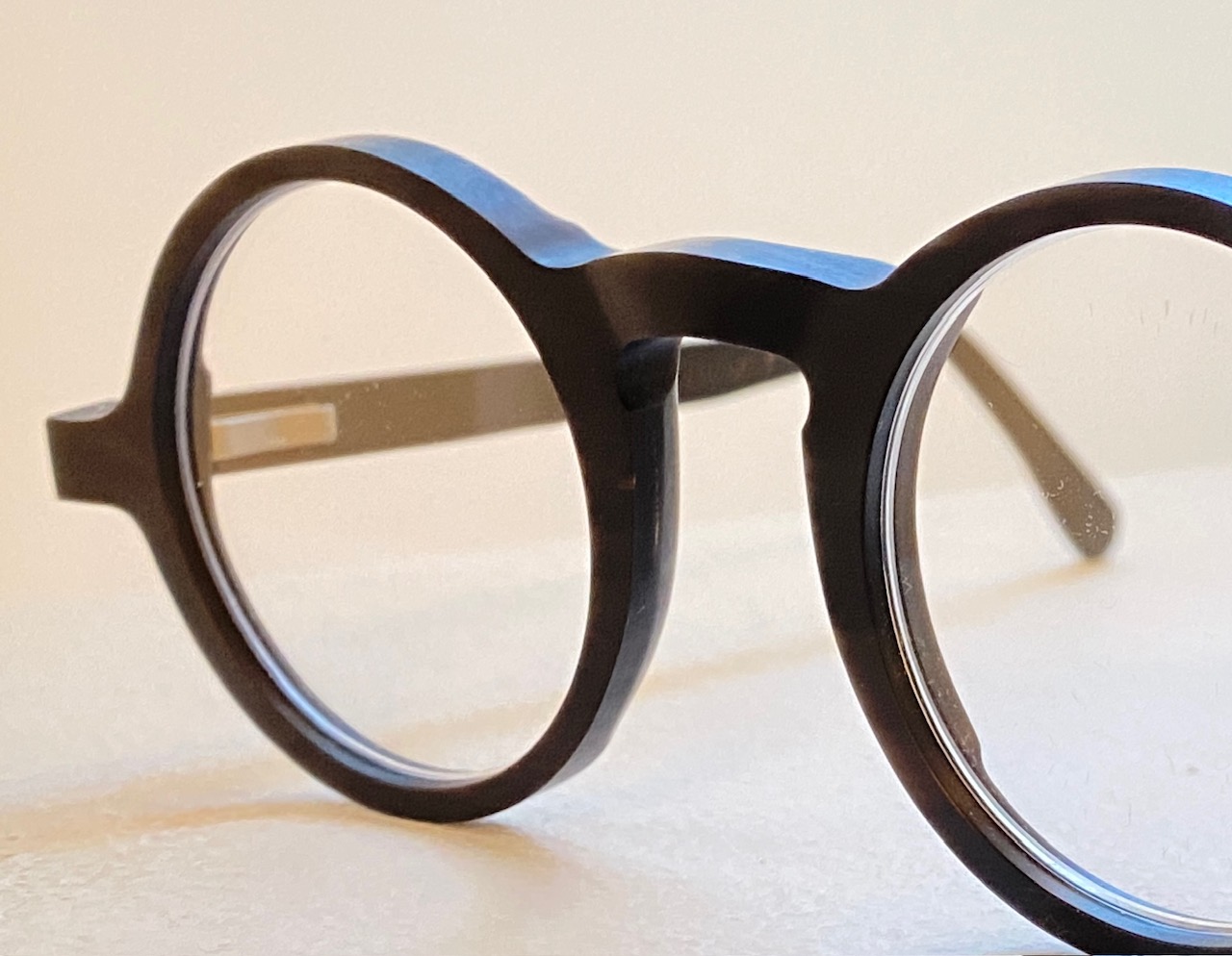 CE-Kennzeichnung und Konformitätserklärung von Brillen.